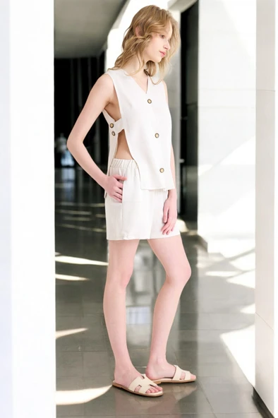 Yazlık Kolsuz Şortlu Keten Takım - Resim 3