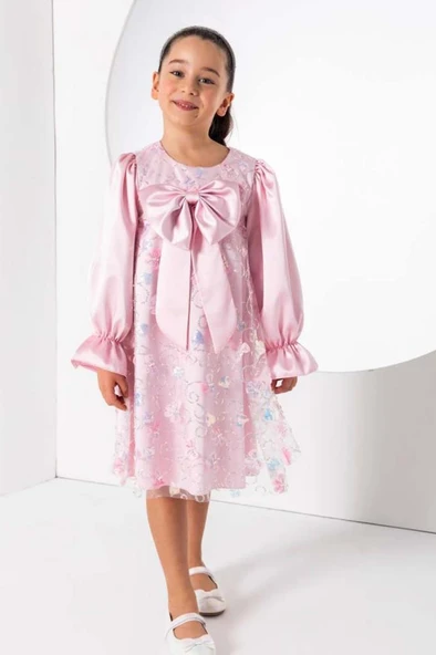 Kız Çocuk Göğsü Kurdele ve Üzeri Kelebek İşlemeli İspanyol Kollu Pembe Şifon Elbise - Resim 3