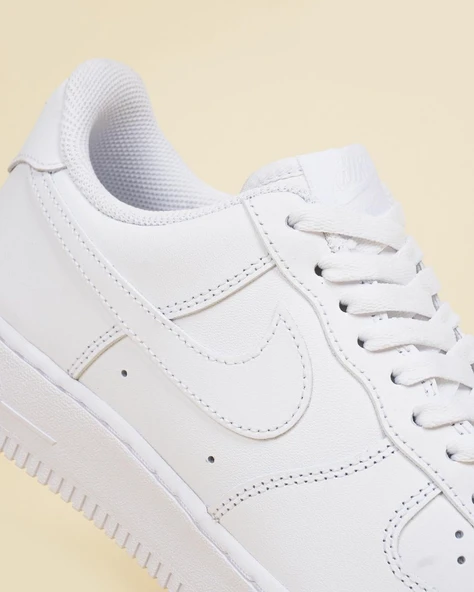 Nike Air Force 1 07 Triple White - Resim 6