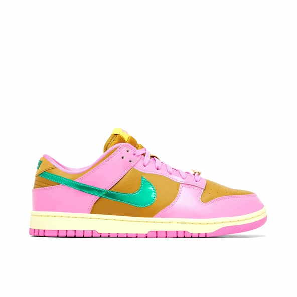 Nike Dunk Low x Parris Goebel Playful Pink Womens ürün görseli