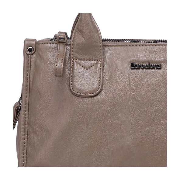 Yıkama Deri Omuz Askılı Kadın Çantası 21K Barcelona 1910 - Resim 2