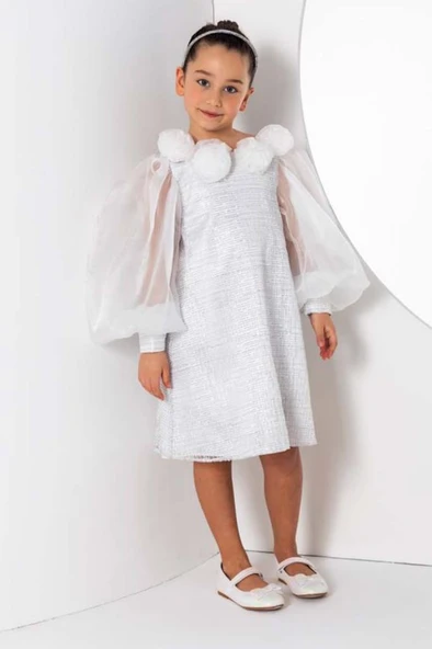 Kız Çocuk Yakası Boydan Gül Broş Detaylı Bilekleri ve Üzeri Pullu Karpuz Kollu Beyaz Elbise - Resim 3