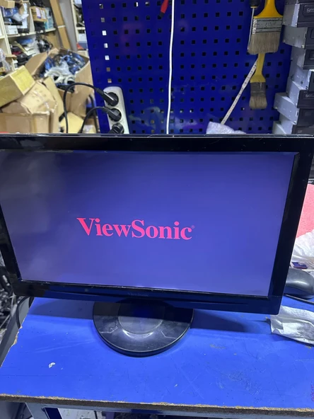 VIEWSONIC 19.5" VA2046a GENİŞ EKRAN LED MONİTÖR 2.EL KULLANILMIŞ
