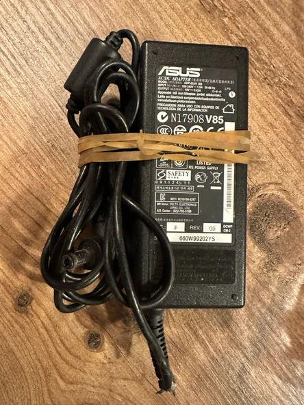 Asus Uyumlu Adp-65Jh Hb 19V 3.42A Notebook Şarj Aleti  2.EL KULLANILMIŞ ürün görseli 1