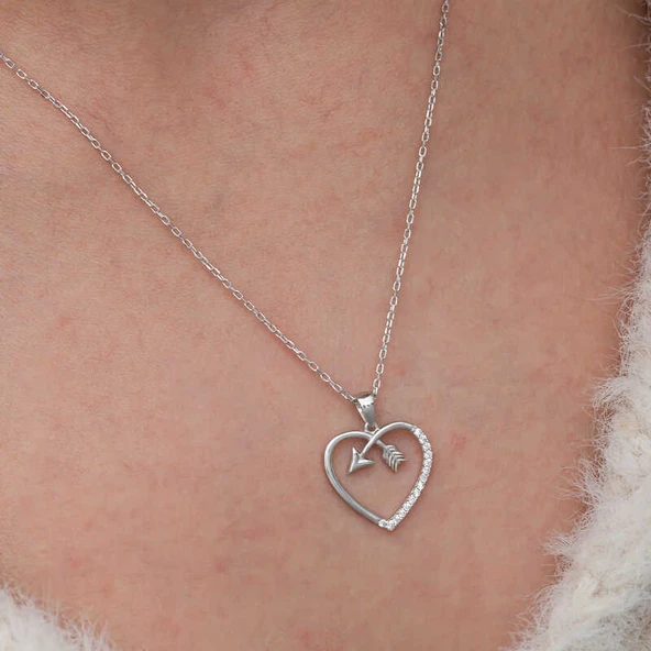 Gümüş Kalpli Ok Kadın Kolye - Resim 5