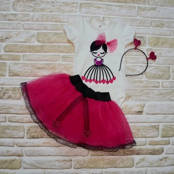 Lenaca 9-12-18 Ay Kalp Kız Nakışlı Taçlı Kısa Kollu Tütü Etek 3lü Kız Bebek Takımı ürün görseli 1