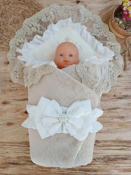 Lenaca Yenidoğan Wool Yün Kumaş Taç Nakışlı Güpür Duvaklı Fiyonk Prizma Taş Unisex Kundak Bebek Battaniyesi - Resim 2
