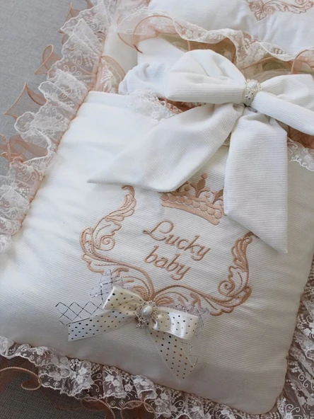 Lenaca Yenidoğan Nil Taç Nakışlı Kundaklı Trilüks 3lü Alt Açma Seti - Resim 3