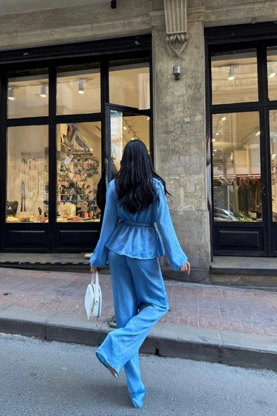 SATEN KRUVAZE BAĞLAMALI BLUZ- PANTOLON TAKIM - Mavi - 3