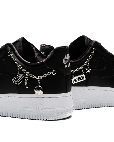 Nike Air Force 1 07 LX Lucky Charms - 3
