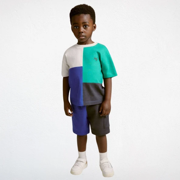 Renk Bloklu Erkek Çocuk Takımı