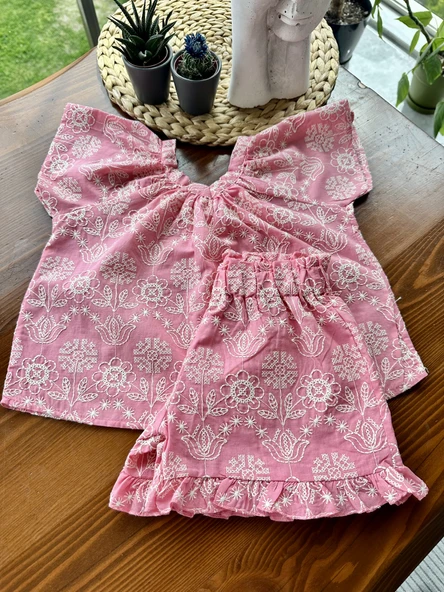 Çiçek Desenli Nakışlı Pembe Takım (2'li) – Bluz ve Şort - Resim 2