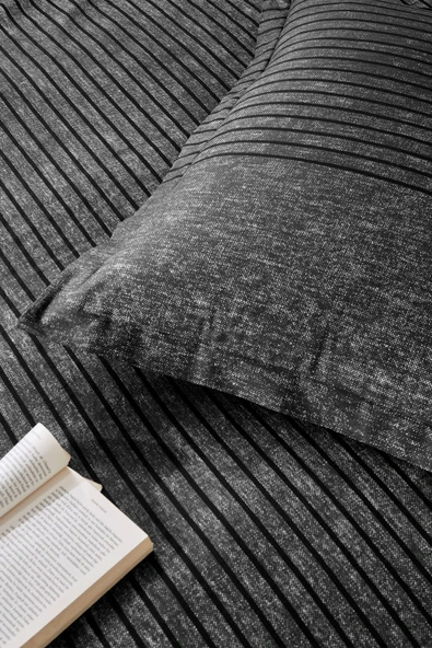 Noir Çift Kişilik Lastikli Çarşaf Nevresim Takımı - Resim 3