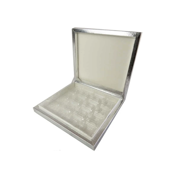 Karton Çikolata Kutusu 16&apos;lı Separatörlü 23.5 X 22.5 CM   Gümüş