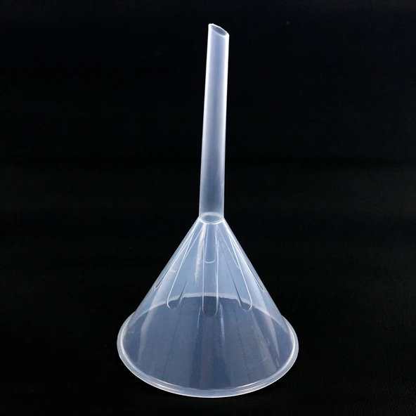 PLASTİK HUNİ 100 MM - 3