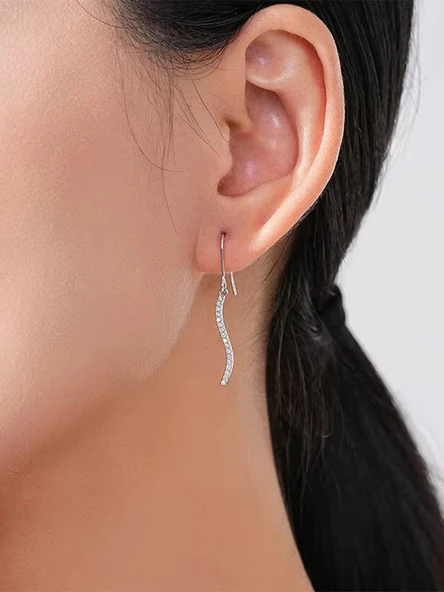 Timeless Series Zarafet Dalgası Gümüş Kadın Küpe - Resim 2