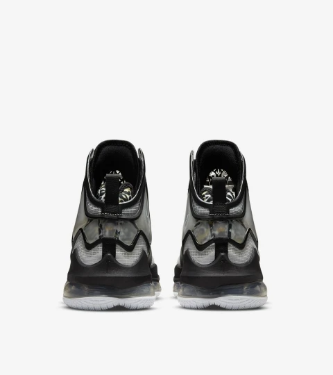 Nike LeBron 19 Royalty - Resim 5