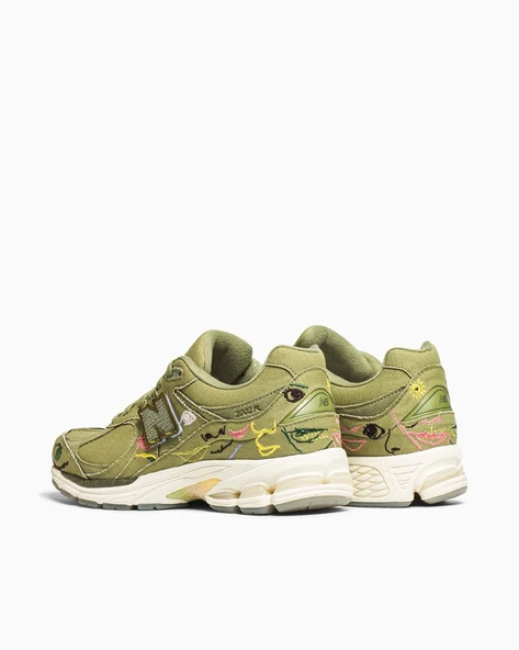 New Balance 2002R x Bryant Giles What Now - Resim 2