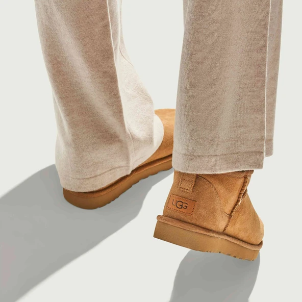 Ugg UGG Classic Ultra Mini Boot Chestnut Womens - 6