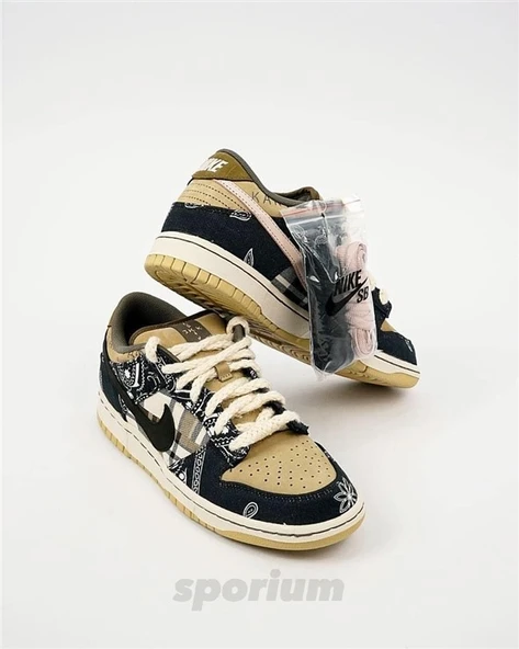 Nike Dunk Low SB Travis Scott - 6