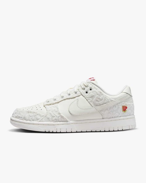 Nike Dunk Low Give Her Flowers - 9