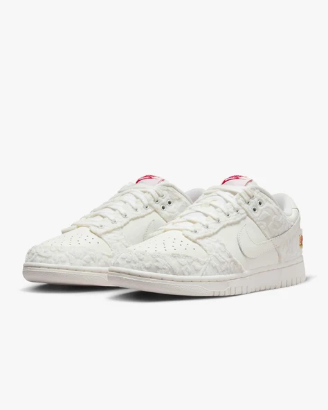 Nike Dunk Low Give Her Flowers - 5