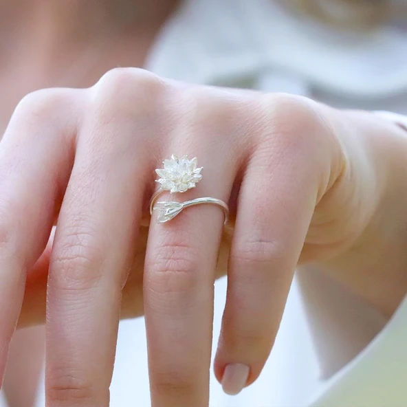 Zirkon Taşlı Lotus Çiçekli Gümüş Set - Resim 4