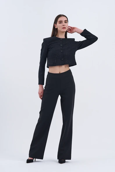 Trend Kadın Şıklığın En Modern Hâli İle Tanışın Yeni İkili Takım - Resim 2