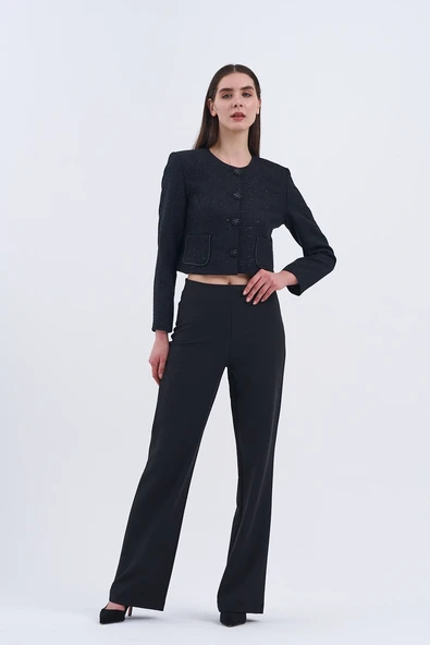 Trend Kadın Şıklığın En Modern Hâli İle Tanışın Yeni İkili Takım - Resim 3