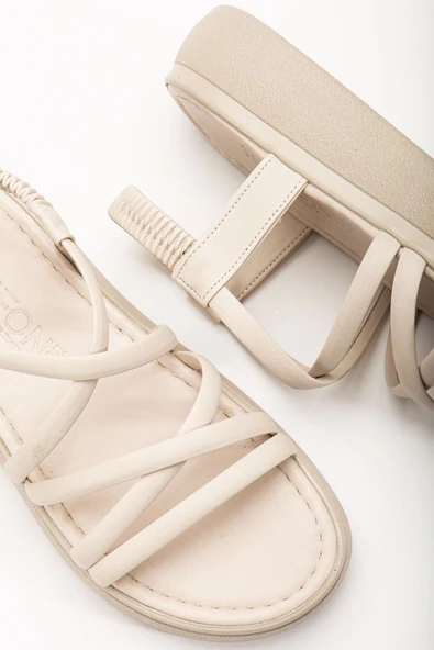 24413-841 Bej Dolgu Topuk Kadın Sandalet - Resim 5