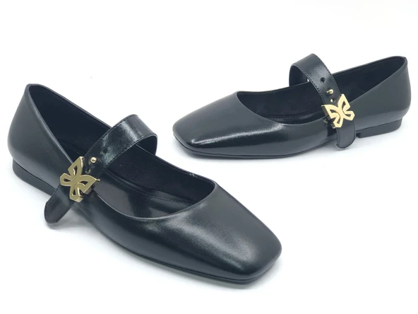 Feles Kemer Detaylı Küt Burun Kadın Babet Ayakkabı ürün görseli