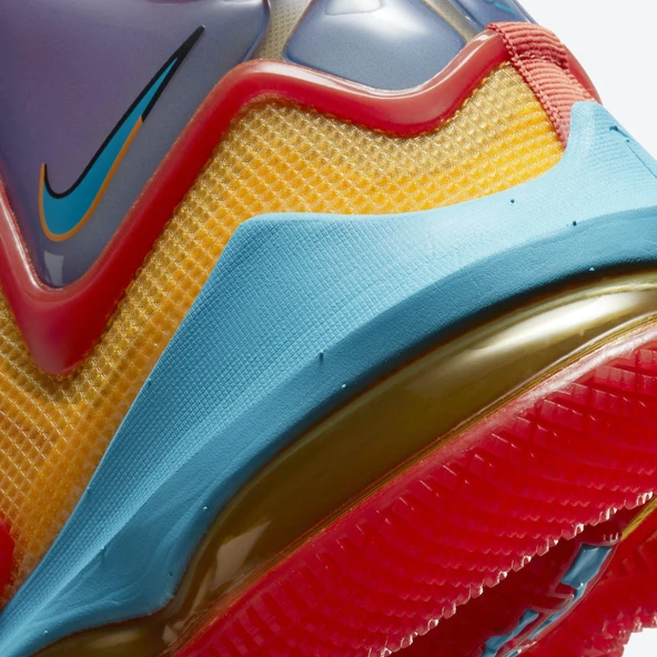 Nike LeBron 19 Tune Squad - Resim 4