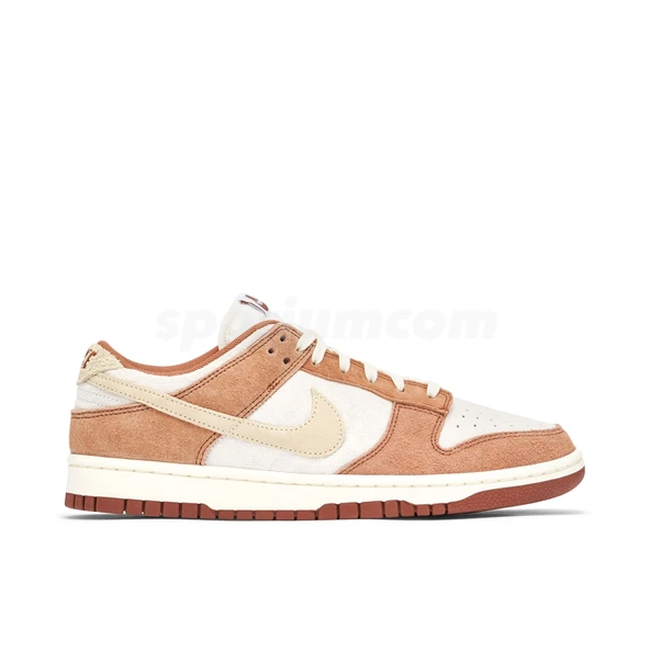Nike Dunk Low Premium Medium Curry