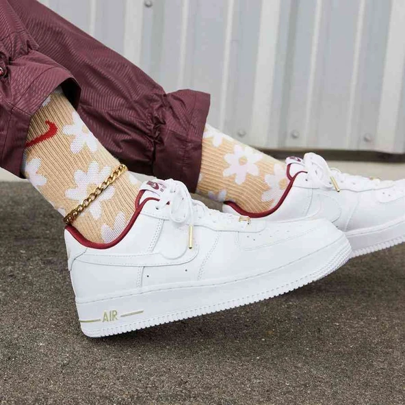 Nike Air Force 1 Low '07 SE Just Do It Summit White Team Red Womens - Resim 7