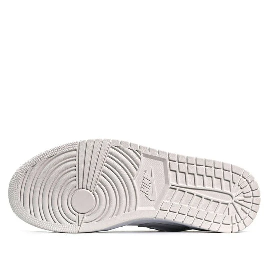 Nike Air Jordan 1 Low Paris - Resim 2