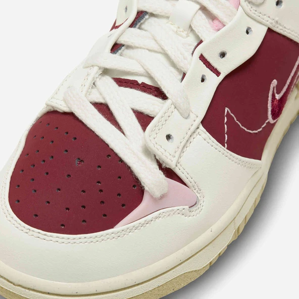 Nike Dunk Low Disrupt 2 Valentines Day - 7