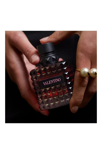 VALENTİNO Born In Roma Donna Edp Intense 100 ml Kadın Parfüm 3614273790840 - Resim 3