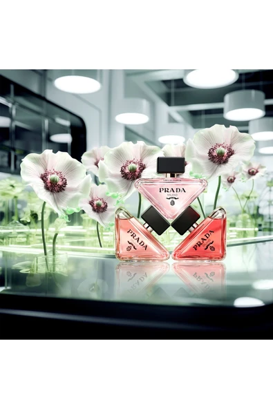 PRADA Paradoxe Virtual Flower EDP 90 ml Kadın Parfüm 3614274000597 - Resim 4