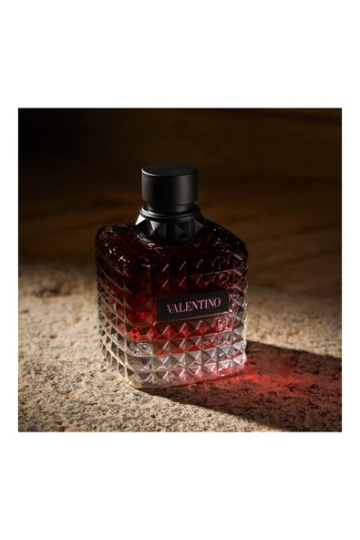 VALENTİNO Born In Roma Donna Edp Intense 50 Ml Kadın Parfüm 3614273790857 - Resim 2