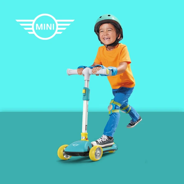 Lisanslı 3 Tekerlekli Katlanabilir Ayarlanabilir Işıklı 50 kg Taşıma Kapasiteli Scooter Yeşil - 2