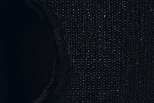 Beeztees Kedi Tırmalama ve Oyun Evi, Siyah, 37x70cm - Resim 3