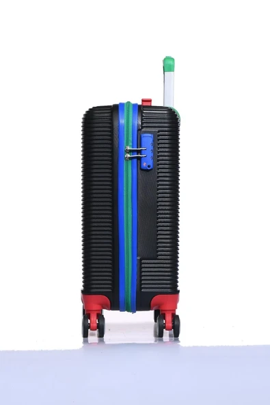 United Colors Of Benetton Kabin Boy Valiz Siyah BNT500 - Resim 2