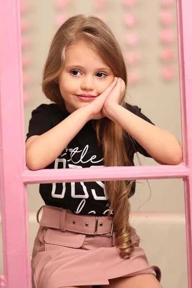 Kız Çocuk Little Yazı Baskılı T-Shirt Cep Detaylı Kemerli Pudra Deri Etekli Takım - 5