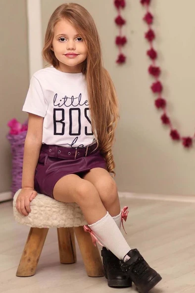 Kız Çocuk Little Yazı Baskılı T-Shirt Cep Detaylı Kemerli Bordo Deri Etekli Takım ürün görseli