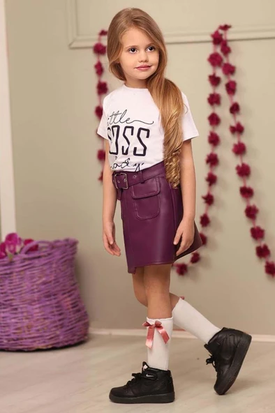 Kız Çocuk Little Yazı Baskılı T-Shirt Cep Detaylı Kemerli Bordo Deri Etekli Takım - Resim 3