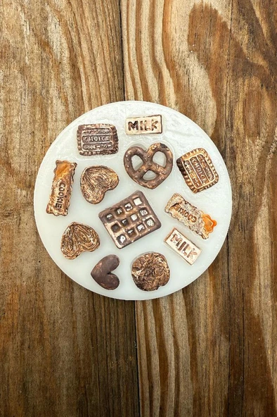 Atıştırmalık On İkili Silikon Mum Kalıbı - Resim 4