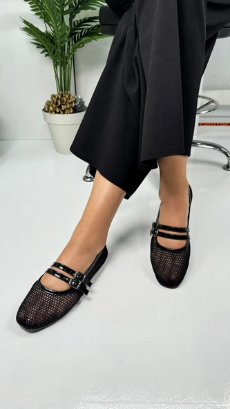 Günlük Kadın Babet Fileli Çift Bantlı Tokalı Oval Burunlu Tırtıklı Taban Kısa Topuklu Ayakkabı 315 - 9