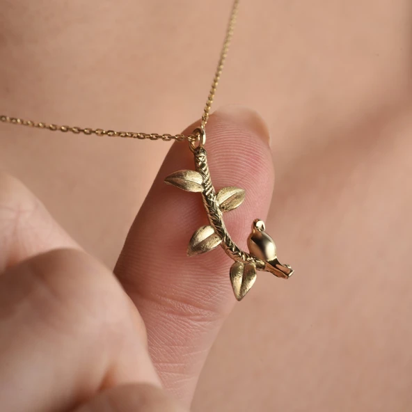 14 Ayar Altın Kaplama Dalda Kuş Temalı Gümüş Kolye - CN00438 ürün görseli 1