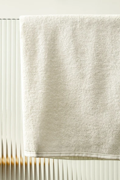 Düz Beyaz Ayak Havlusu - 50x70 Cm, 300 Gr, %100 Pamuk, Spa Ve Otel Banyo Paspası, Günlük Kullanıma Uygun - 2