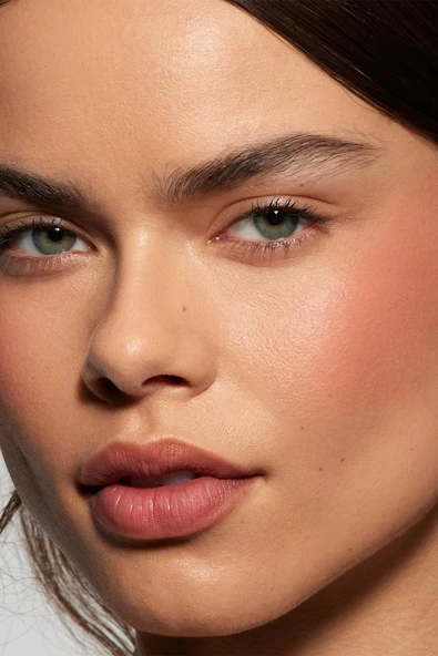 Kylie Dudak ve Yanak Renklendirici Allık 352 Glow Away 9ML - 3